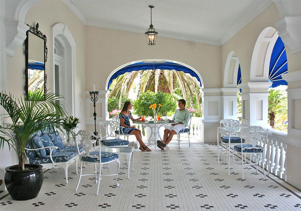 Rosedon Hotel Pembroke Bagian luar foto
