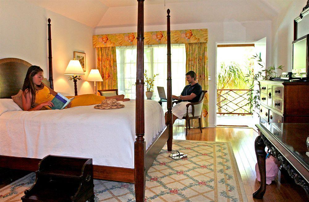 Rosedon Hotel Pembroke Bagian luar foto