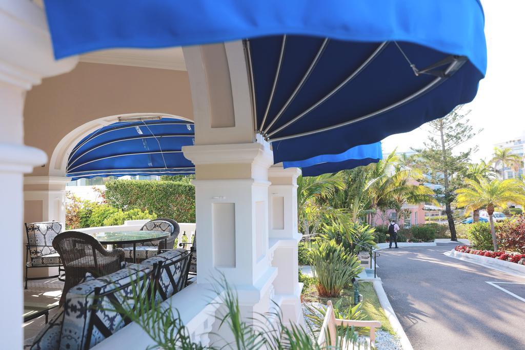 Rosedon Hotel Pembroke Bagian luar foto