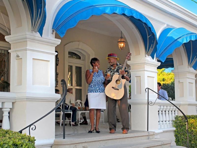 Rosedon Hotel Pembroke Bagian luar foto