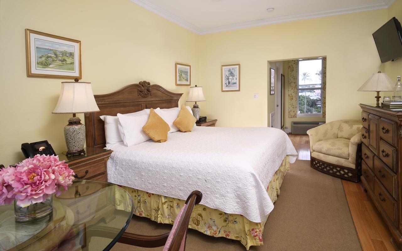 Rosedon Hotel Pembroke Bagian luar foto