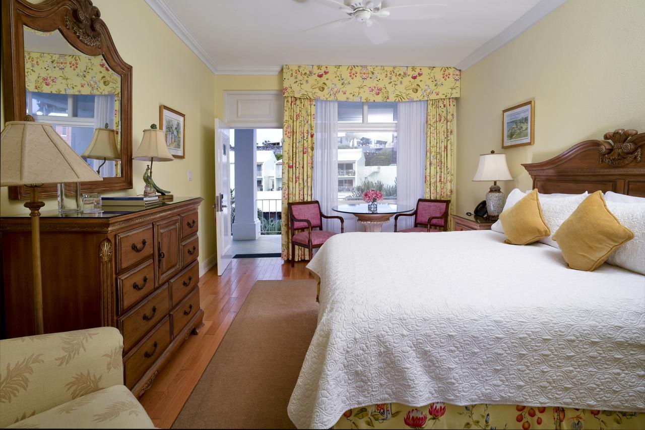 Rosedon Hotel Pembroke Bagian luar foto