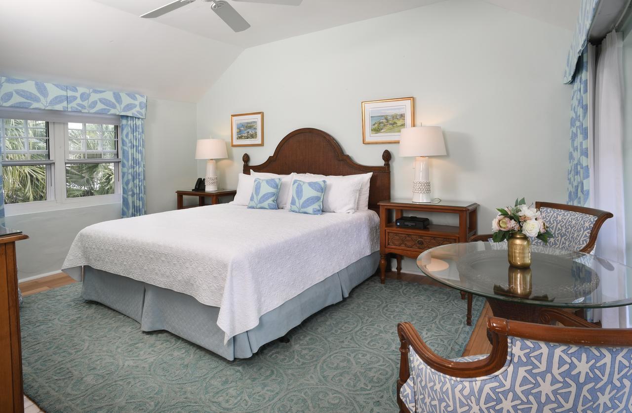 Rosedon Hotel Pembroke Bagian luar foto