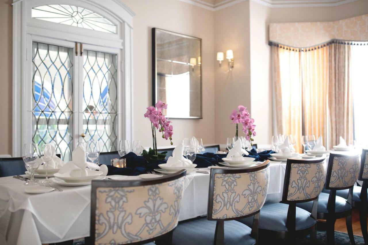 Rosedon Hotel Pembroke Bagian luar foto